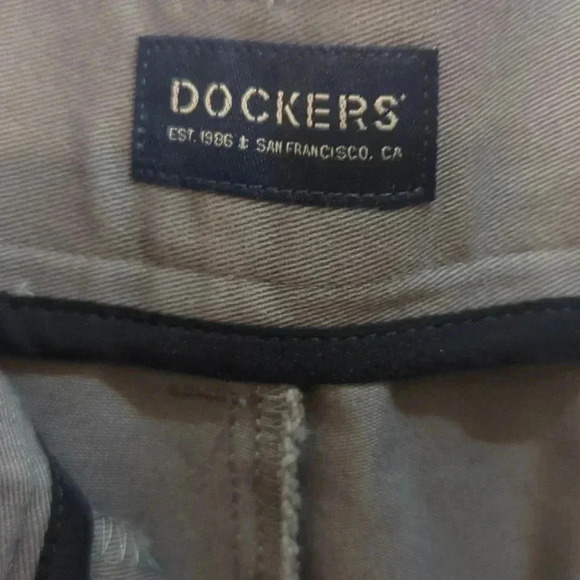 Docker's Big and tall classic fit Men's pants - Picture 7 of 7